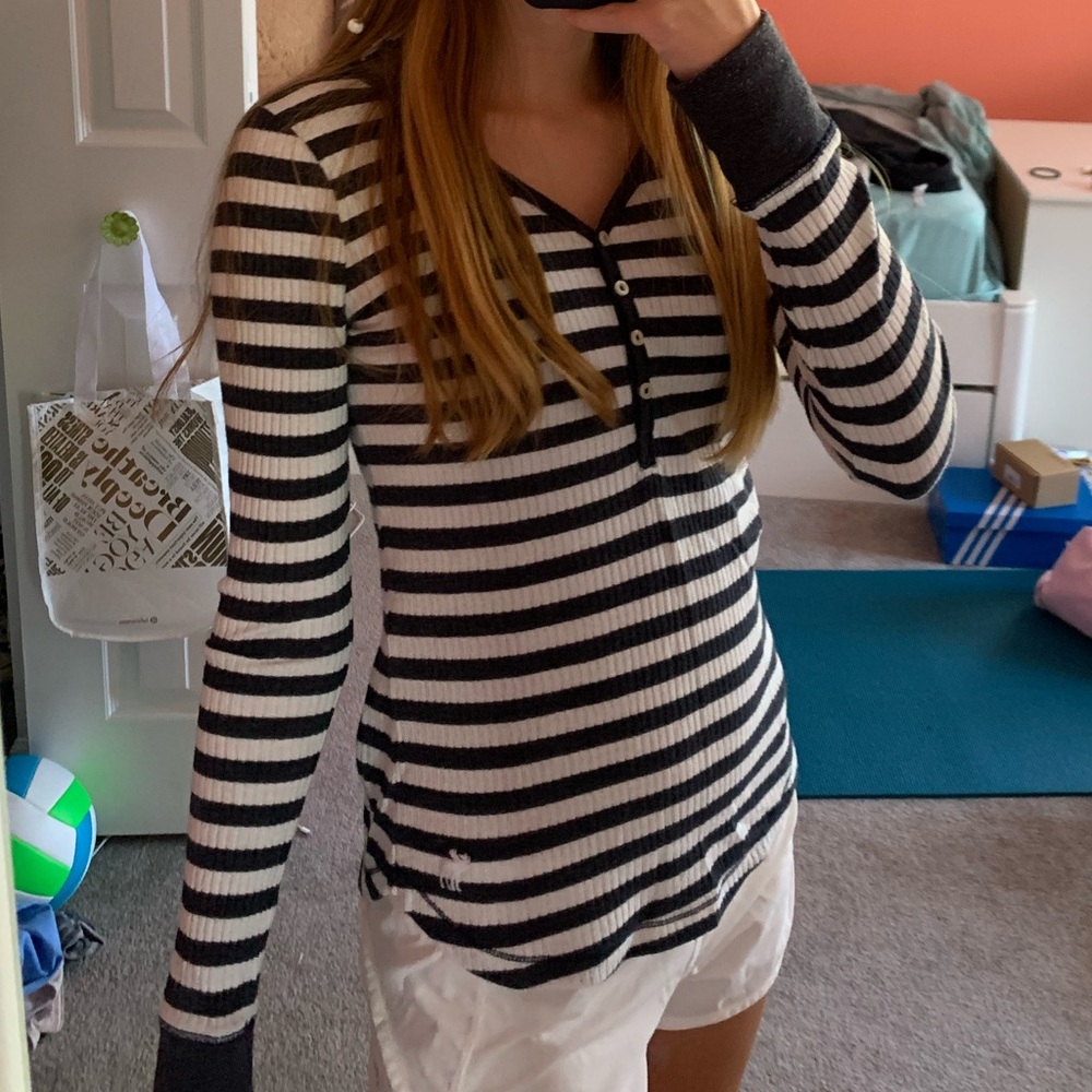 Abercrombie and Fitch long sleeve sweater
